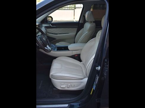 Used 2020 Hyundai Palisade Limited AWD/4WD image 16