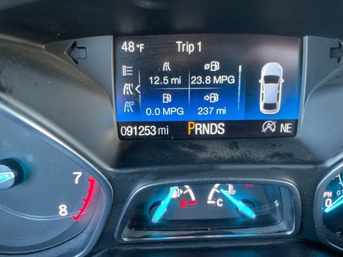 Used 2018 Ford Escape SE image 21