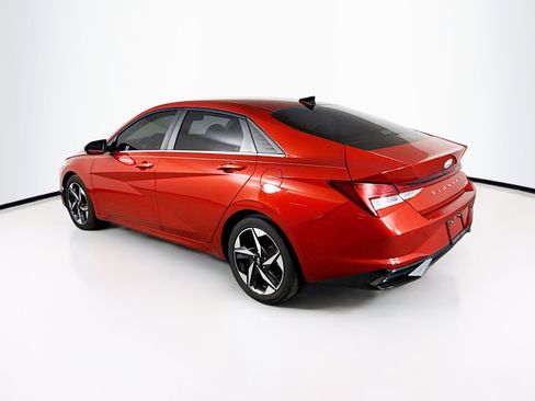 Used 2021 Hyundai Elantra Limited image 31