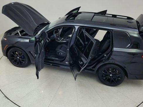 Used 2024 BMW X7 xDrive40i w/ M Sport Package image 94