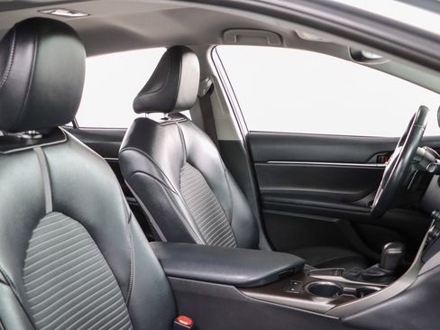 Used 2024 Toyota Camry SE w/ Cold Weather Package image 26