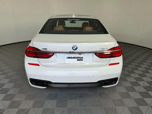 Used 2018 BMW 750i xDrive AWD/4WD image 10