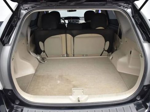 Used 2012 Toyota Prius V Three w/ Preferred Accessory Pkg FWD image 18