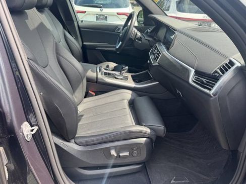 Used 2022 BMW X5 xDrive40i w/ Premium Package AWD/4WD image 30