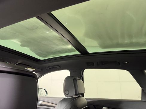 Used 2023 Audi SQ5 Premium Plus w/ Premium Plus Package image 15