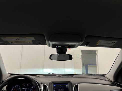 Used 2023 Chevrolet Equinox LS FWD image 10