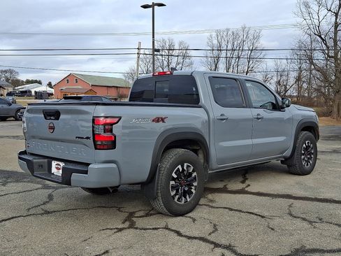 Used 2024 Nissan Frontier PRO-4X w/ Technology Package image 6