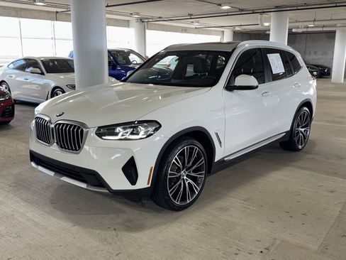 Certified 2023 BMW X3 sDrive30i w/ Convenience Package image 4