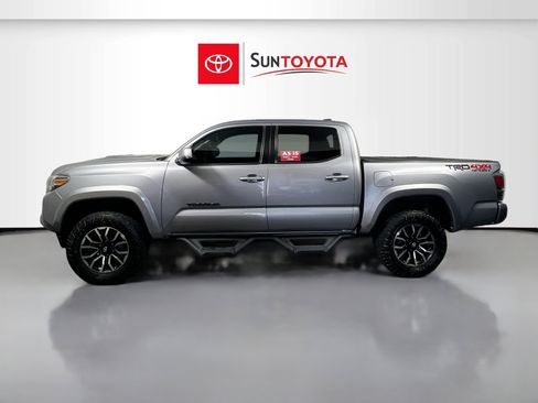 Used 2020 Toyota Tacoma TRD Sport AWD/4WD image 7