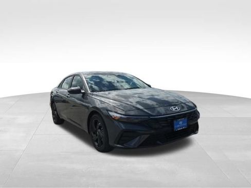 New 2026 Hyundai Elantra Sport FWD image 3