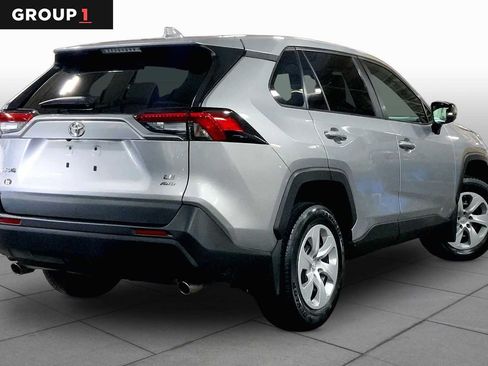 Used 2023 Toyota RAV4 LE AWD/4WD image 13