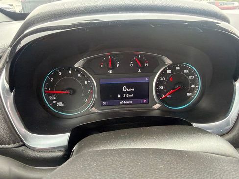 Used 2022 Chevrolet Traverse LT AWD/4WD image 13