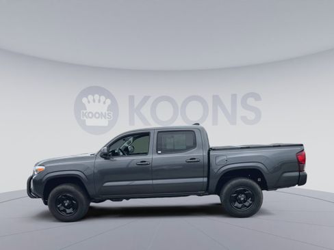 Used 2020 Toyota Tacoma SR AWD/4WD image 7
