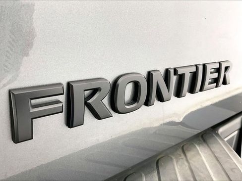 Used 2018 Nissan Frontier SV w/ Value Truck Package image 31