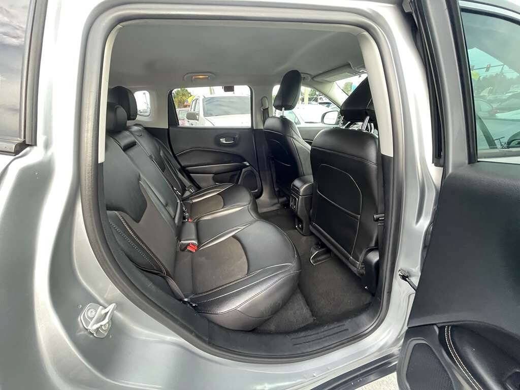 Used 2020 Jeep Compass Latitude AWD/4WD image 14