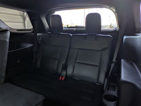 Used 2020 Ford Explorer ST w/ ST Street Pack image 17