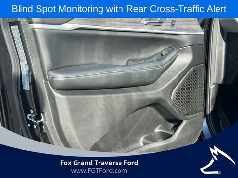 Used 2023 Jeep Grand Cherokee L Limited image 14