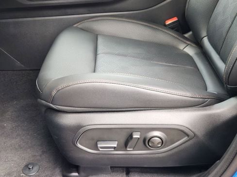 New 2026 Jeep Cherokee Overland image 19