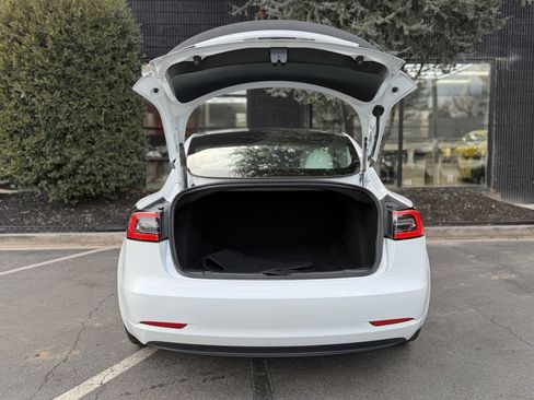 Used 2023 Tesla Model 3 Performance image 17