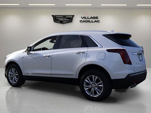 New 2026 Cadillac XT5 Luxury image 3