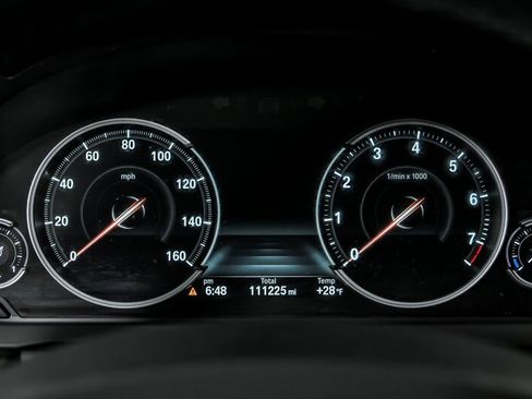 Used 2015 BMW 750i xDrive image 25