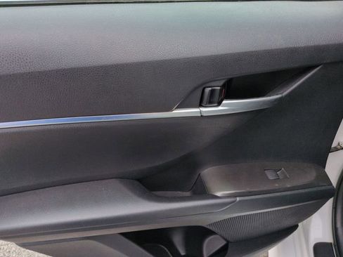 Used 2024 Toyota Camry SE w/ Convenience Package image 28