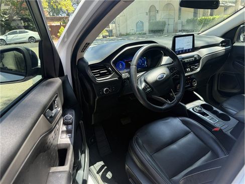 Used 2020 Ford Escape SE Sport AWD/4WD image 10