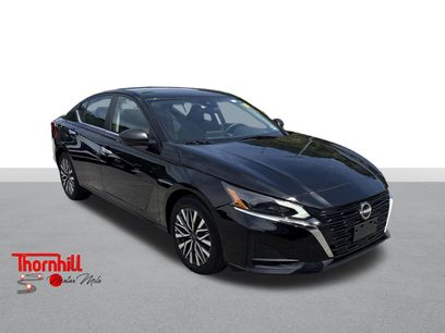 Used 2024 Nissan Altima 2.5 SV