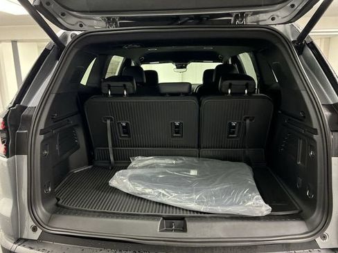 New 2026 GMC Acadia Elevation image 26