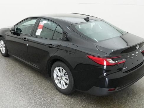 New 2026 Toyota Camry LE FWD image 5