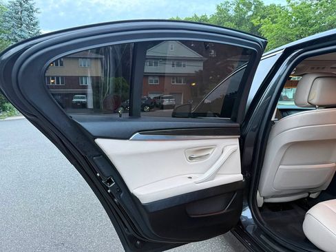 Used 2012 BMW 535i xDrive Sedan AWD/4WD image 26