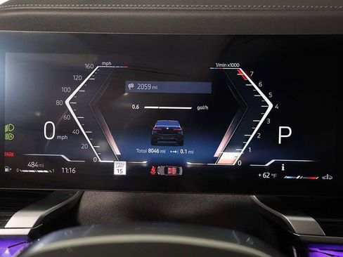 Used 2025 BMW 740i xDrive image 44