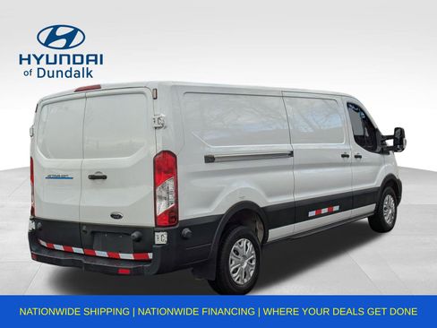 Used 2022 Ford E-Transit Low Roof image 19