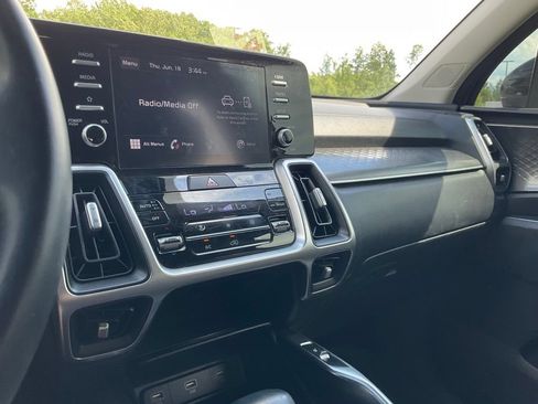 Used 2021 Kia Sorento S AWD/4WD image 8