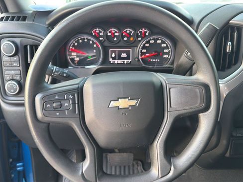 Used 2023 Chevrolet Silverado 1500 Custom AWD/4WD image 20
