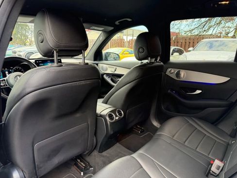 Used 2021 Mercedes-Benz GLC 300 4MATIC image 19