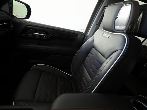 Used 2026 GMC Yukon XL AT4 Ultimate w/ LPO, Floor Liner Package image 42