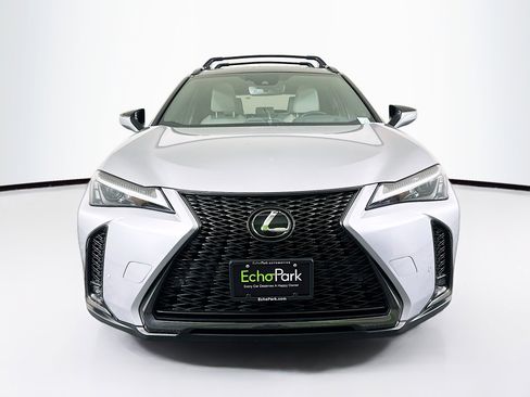 Used 2024 Lexus UX 250h F Sport image 2