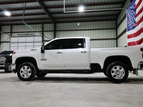 Used 2021 Chevrolet Silverado 2500 LTZ w/ LTZ Premium Texas Edition AWD/4WD image 6