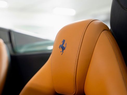 Used 2018 Ferrari 488 Spider image 16