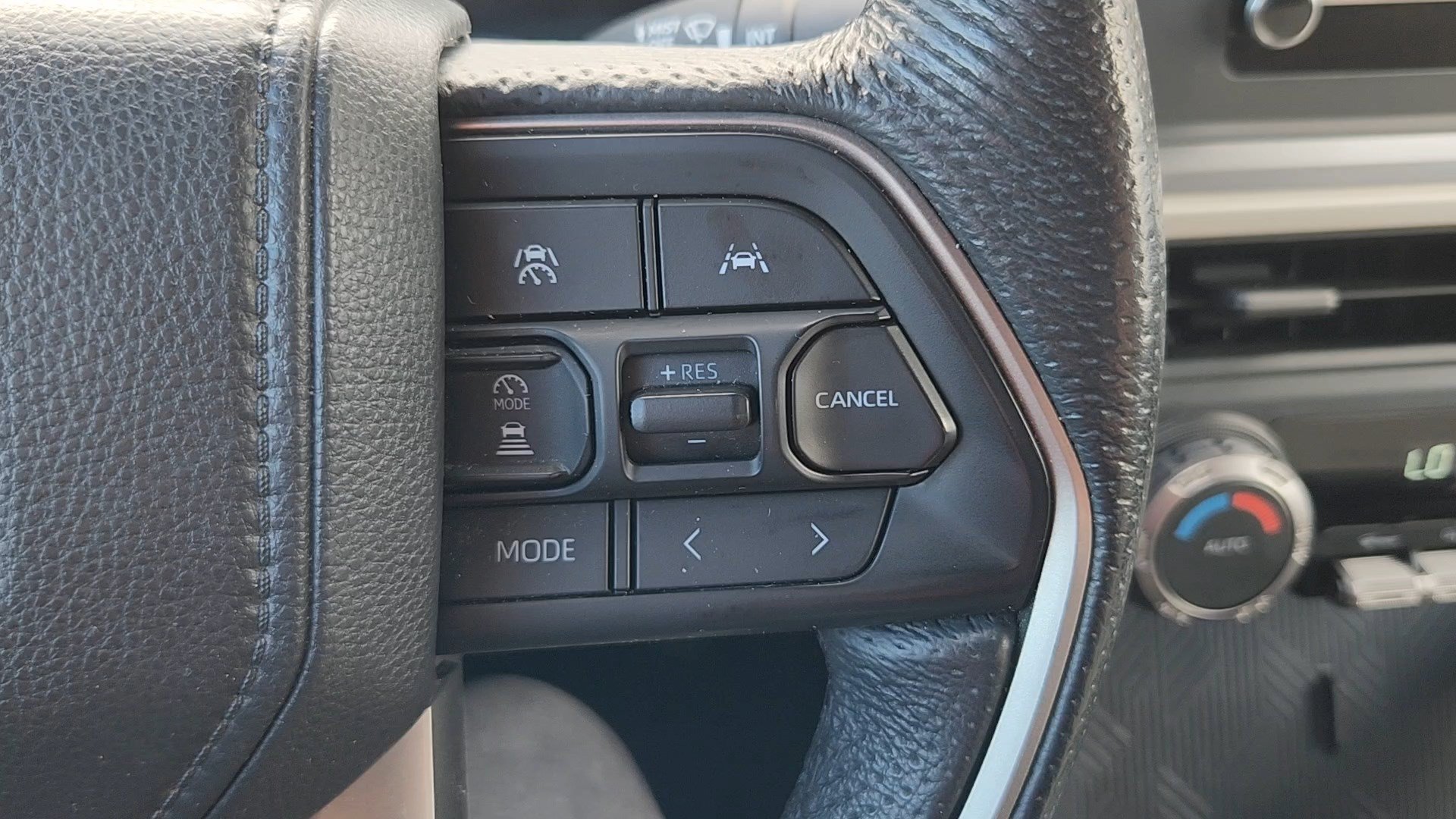 Used 2024 Toyota Tacoma TRD Off-Road AWD/4WD image 12
