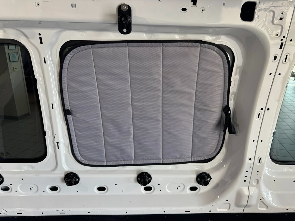 Used 2017 Ford Transit 150 148 Medium Roof RWD image 41