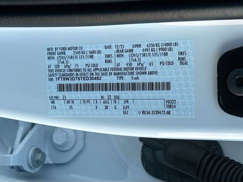 New 2026 Ford F350 XLT w/ XLT Premium Package image 40