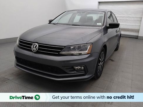 Used 2018 Volkswagen Jetta Wolfsburg Edition FWD image 1