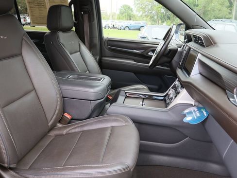 Certified 2021 GMC Yukon Denali w/ Denali Premium Package RWD image 35