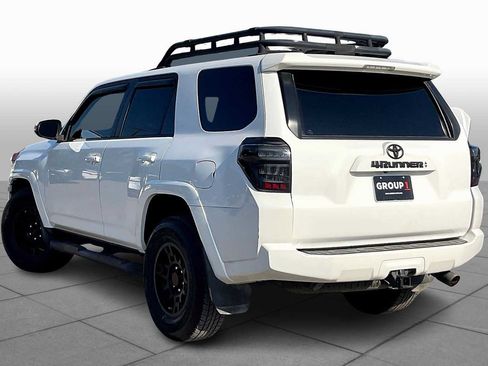 Used 2020 Toyota 4Runner SR5 Premium RWD image 11