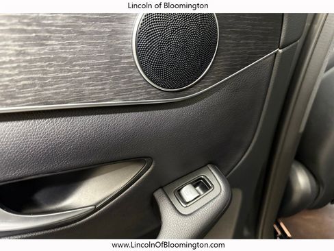 Used 2022 Mercedes-Benz GLC 300 4MATIC image 47