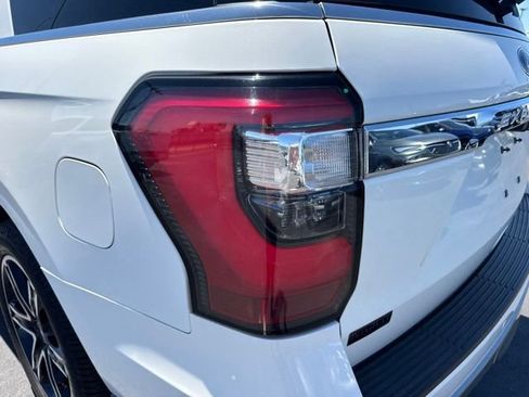 Used 2020 Ford Expedition Limited w/ Texas Edition Package RWD image 9