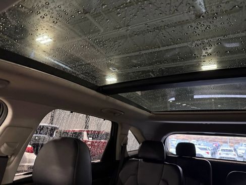 Certified 2023 Kia Sorento SX Prestige image 21