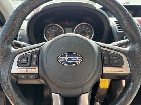 Used 2017 Subaru Forester 2.5i w/ Alloy Wheel Package AWD/4WD image 15